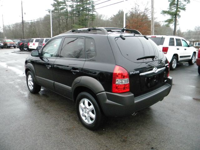 Hyundai Tucson 2005 photo 1