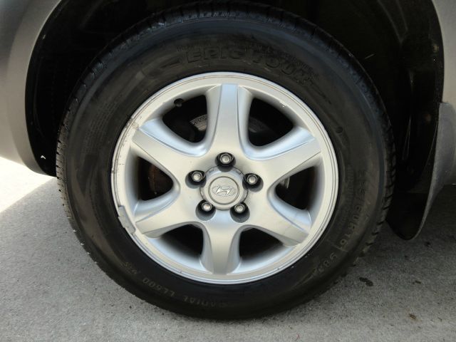 Hyundai Tucson 2005 photo 9