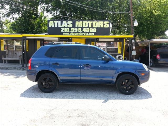 Hyundai Tucson 2005 photo 1