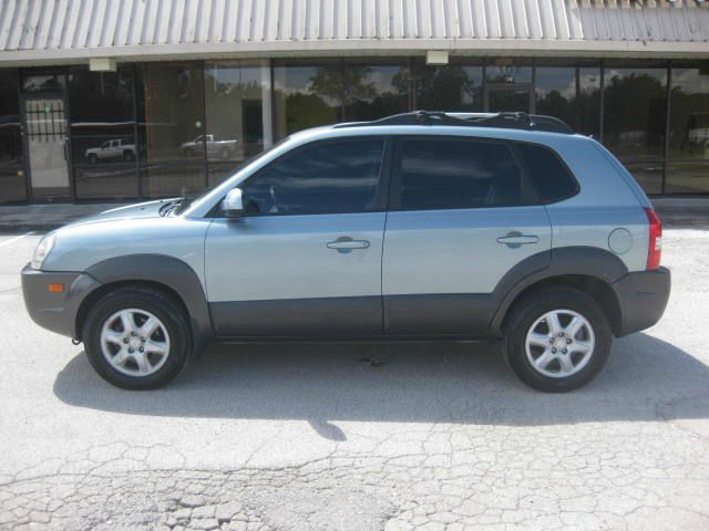 Hyundai Tucson 2005 photo 3
