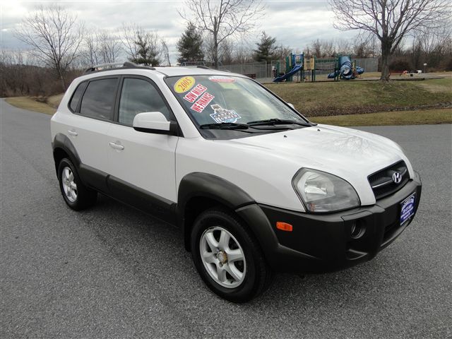 Hyundai Tucson 2005 photo 11