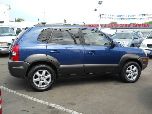 Hyundai Tucson SLT Quad SUV