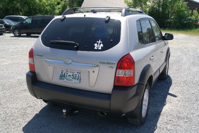 Hyundai Tucson 2005 photo 2