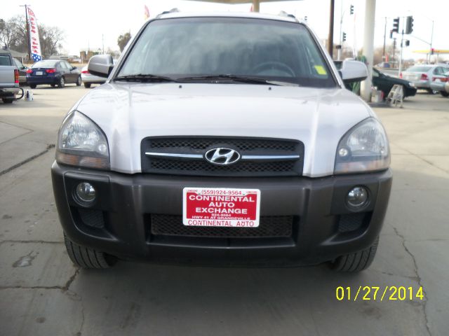 Hyundai Tucson 2005 photo 2