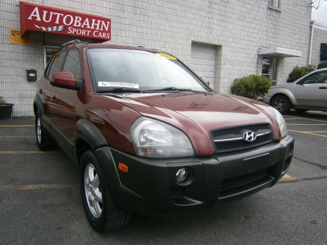Hyundai Tucson 2005 photo 4