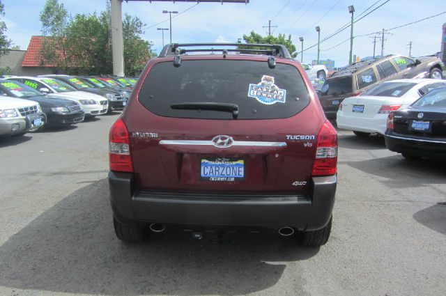 Hyundai Tucson 2005 photo 2