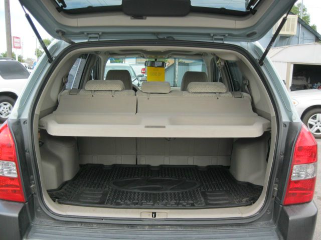Hyundai Tucson 2005 photo 4