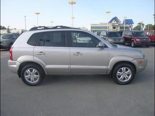 Hyundai Tucson 2006 photo 3