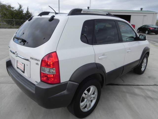 Hyundai Tucson 2006 photo 4