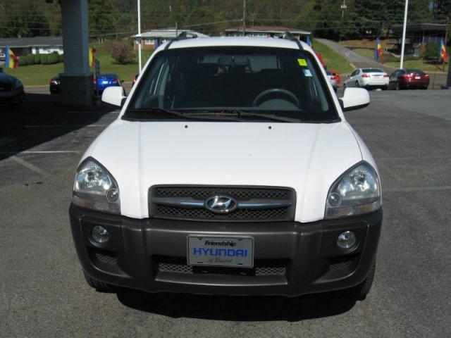 Hyundai Tucson 2006 photo 2