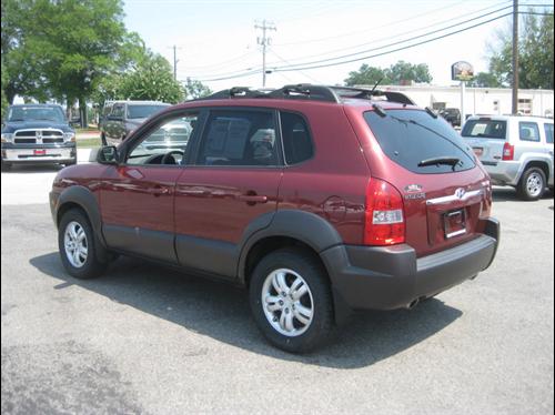 Hyundai Tucson 2006 photo 1