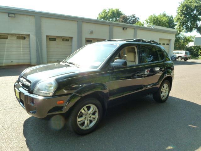 Hyundai Tucson SE Sport Utility