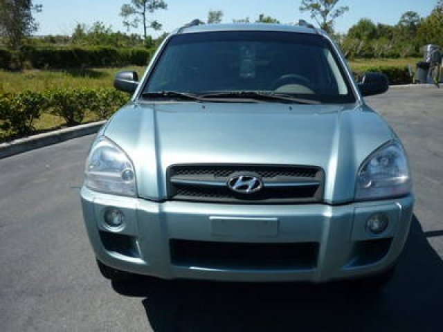 Hyundai Tucson 2008 photo 3