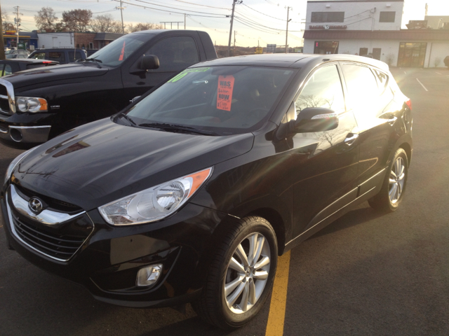 Hyundai Tucson 2010 photo 1