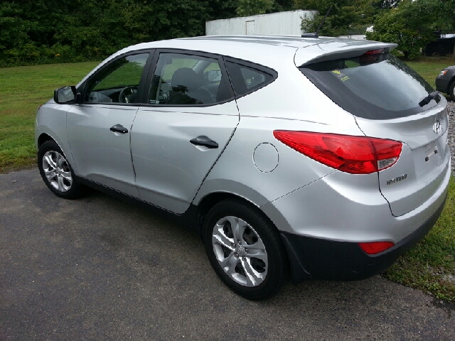 Hyundai Tucson 2011 photo 1