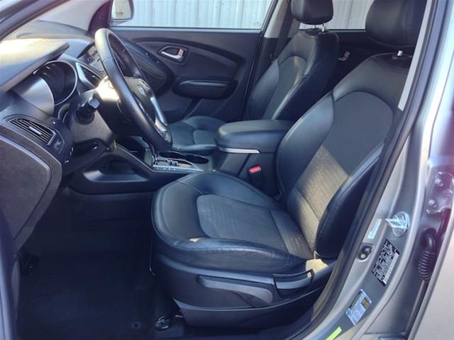 Hyundai Tucson 2011 photo 24