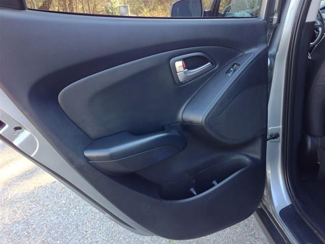 Hyundai Tucson 2011 photo 3