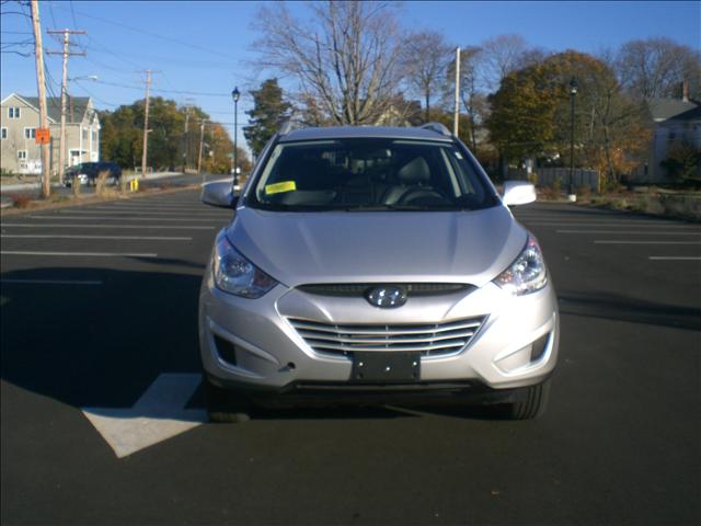 Hyundai Tucson 2011 photo 1