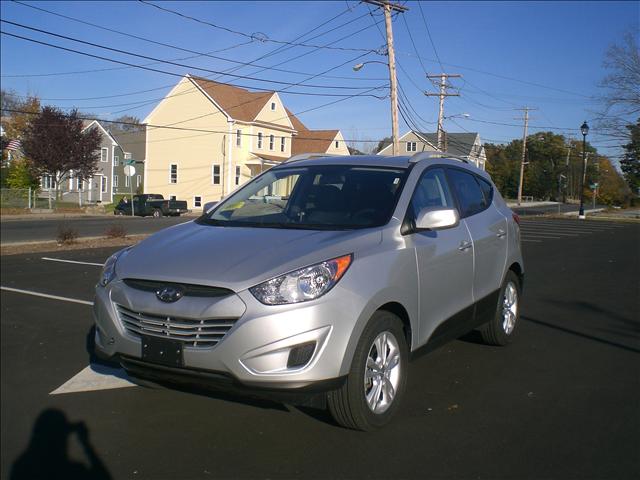 Hyundai Tucson 2011 photo 2