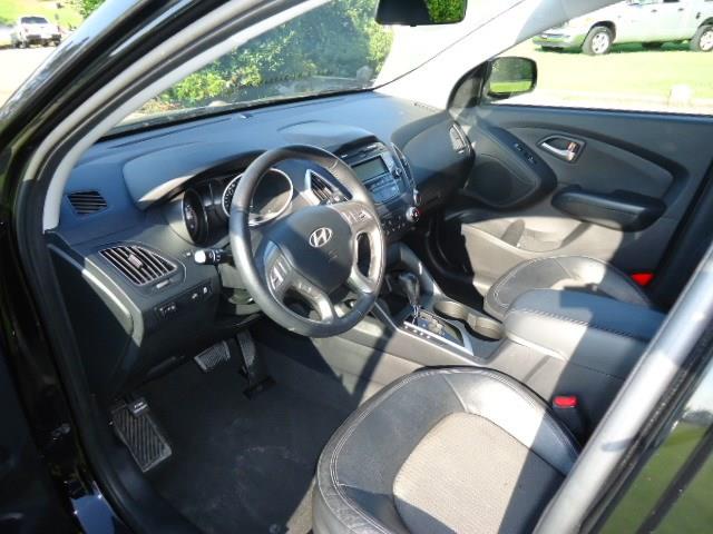 Hyundai Tucson 2011 photo 2