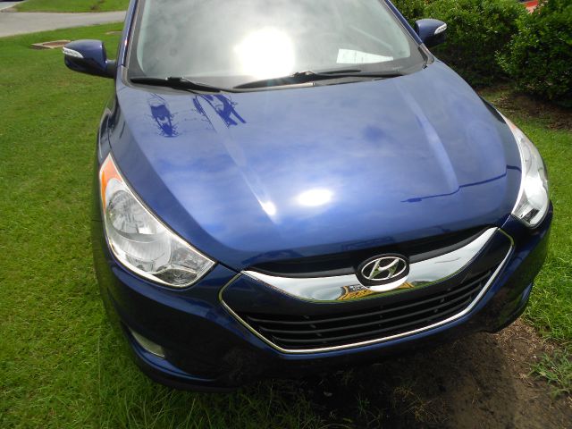 Hyundai Tucson 2011 photo 3
