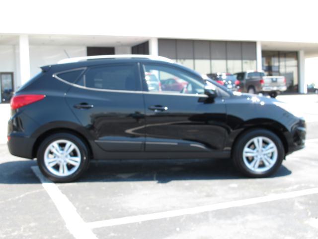 Hyundai Tucson 2012 photo 1
