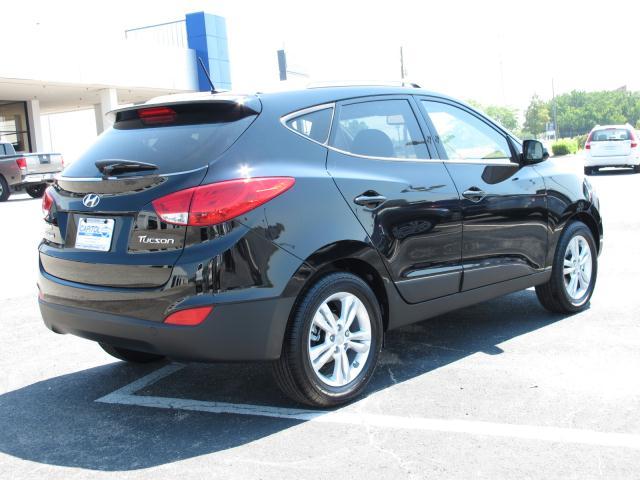 Hyundai Tucson 2012 photo 2