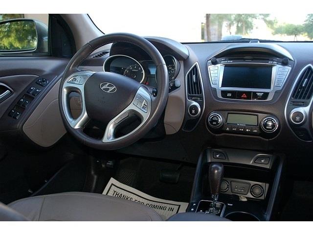 Hyundai Tucson SLT 25 SUV