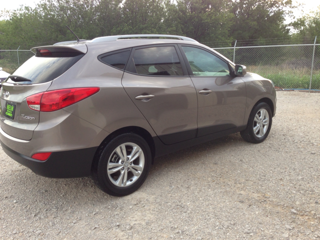 Hyundai Tucson 2012 photo 2