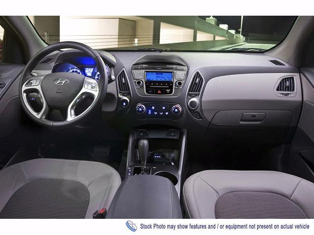 Hyundai Tucson FWD 4dr Sport SUV