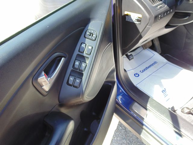 Hyundai Tucson 2013 photo 4