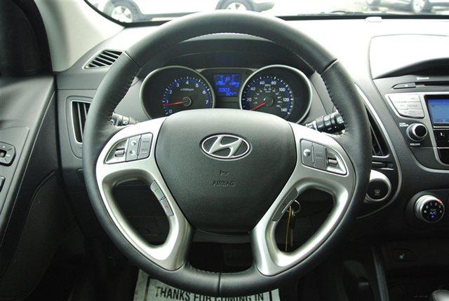 Hyundai Tucson 2013 photo 1