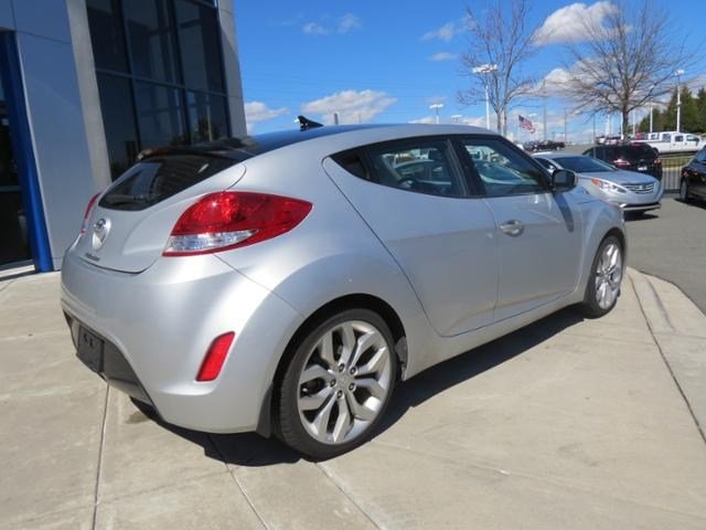 Hyundai Veloster 2012 photo 3