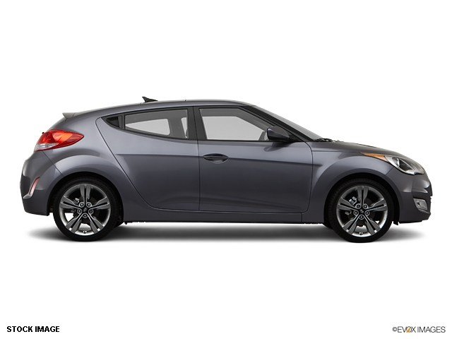 Hyundai Veloster Base Unspecified