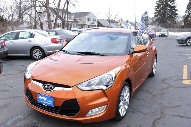 Hyundai Veloster Base Unspecified
