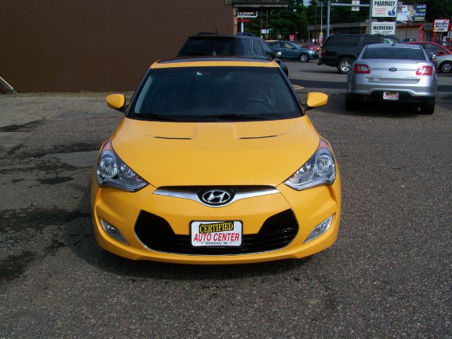 Hyundai Veloster 4WD 4DR V6 SR5 (SE) 4X4 SUV Hatchback