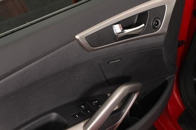 Hyundai Veloster 2012 photo 2