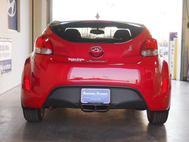 Hyundai Veloster Base Unspecified