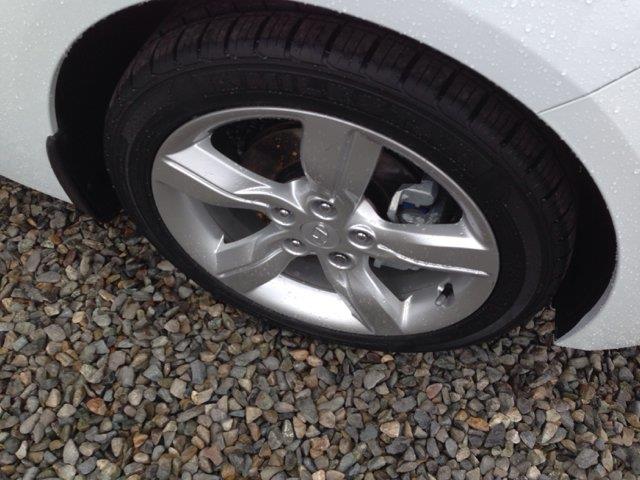 Hyundai Veloster 2013 photo 2