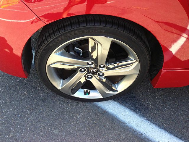 Hyundai Veloster 2013 photo 2