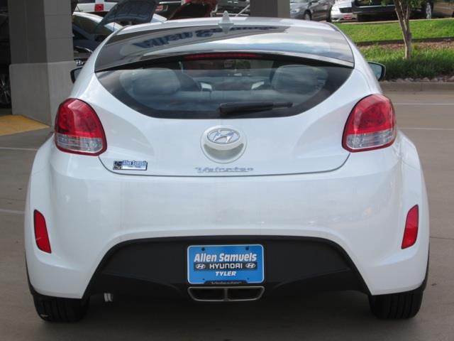 Hyundai Veloster 2013 photo 4