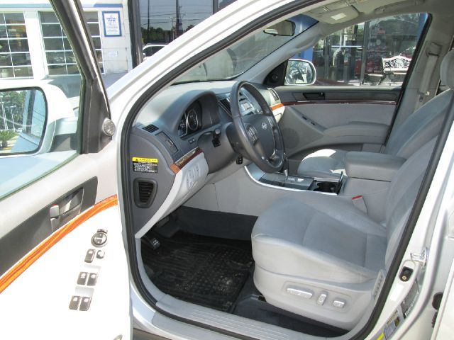Hyundai Veracruz 2010 photo 2