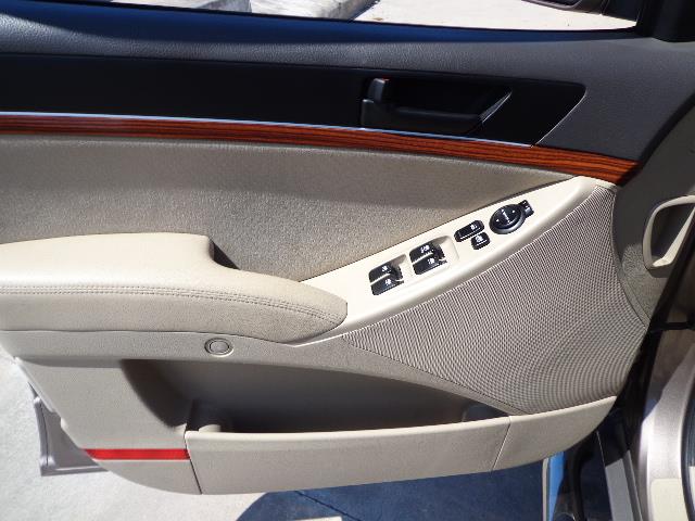 Hyundai Veracruz 2011 photo 4