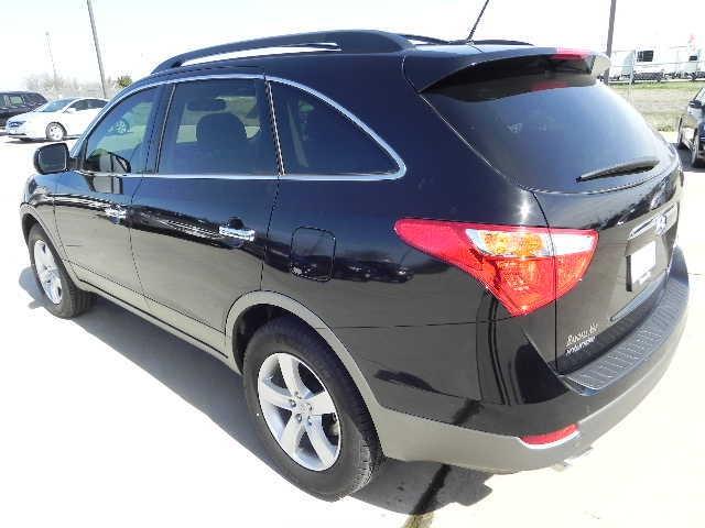 Hyundai Veracruz 2011 photo 2