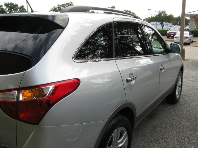 Hyundai Veracruz 2012 photo 2