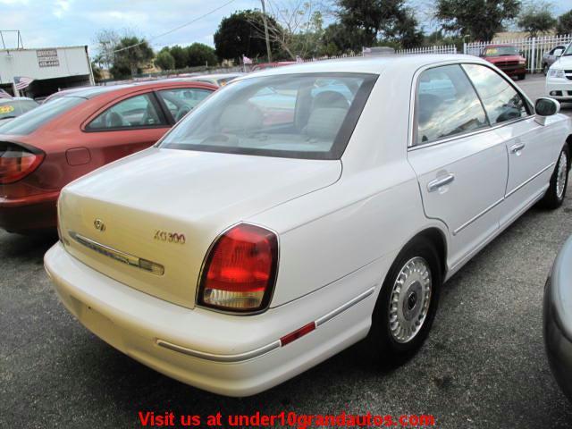 Hyundai XG300 2001 photo 2