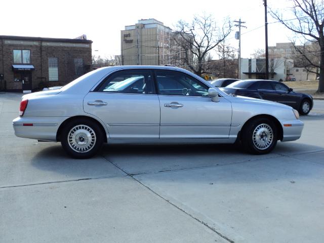 Hyundai XG300 2001 photo 4