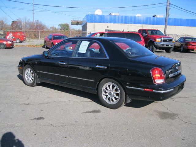 Hyundai XG300 2001 photo 1