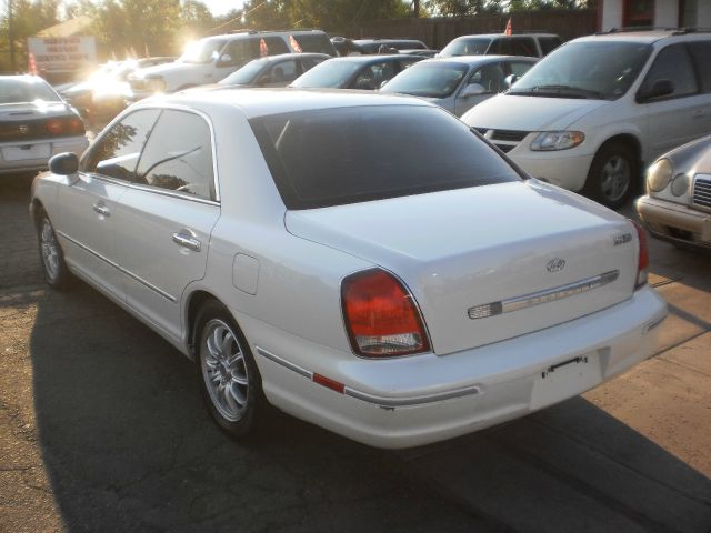Hyundai XG350 2002 photo 3