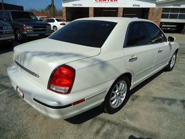 Hyundai XG350 2002 photo 1